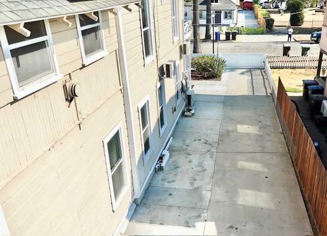 2950 9th St - Photo 3 of 26