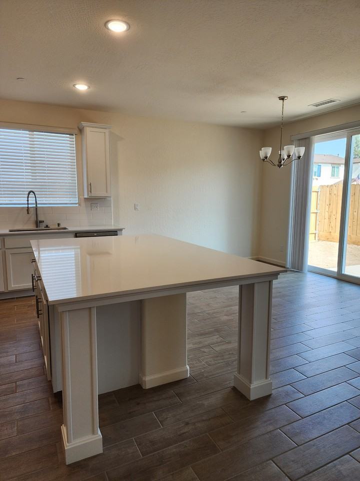 6534 E Pine Ave #NA - Photo 3 of 8