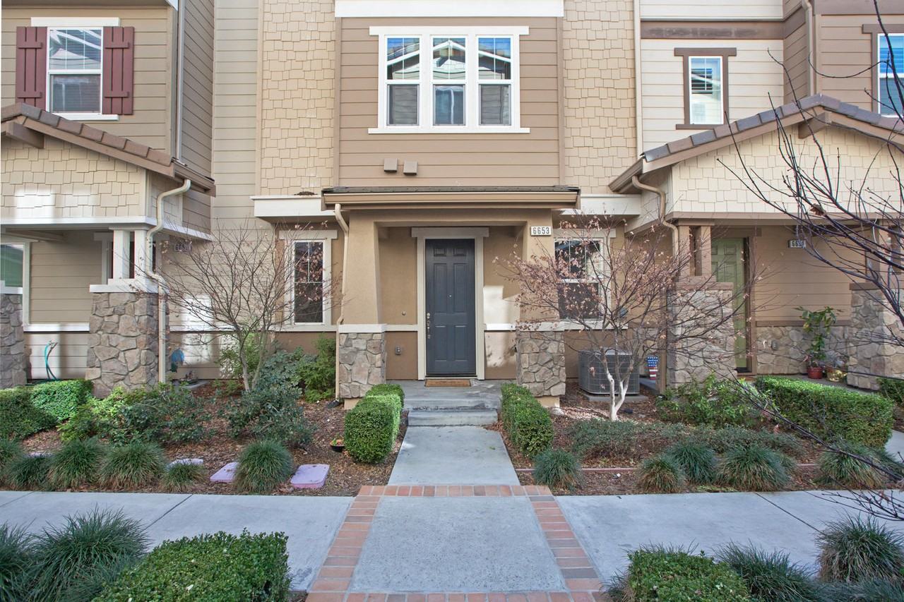 6653 S Mariposa Ln - Photo 2 of 18