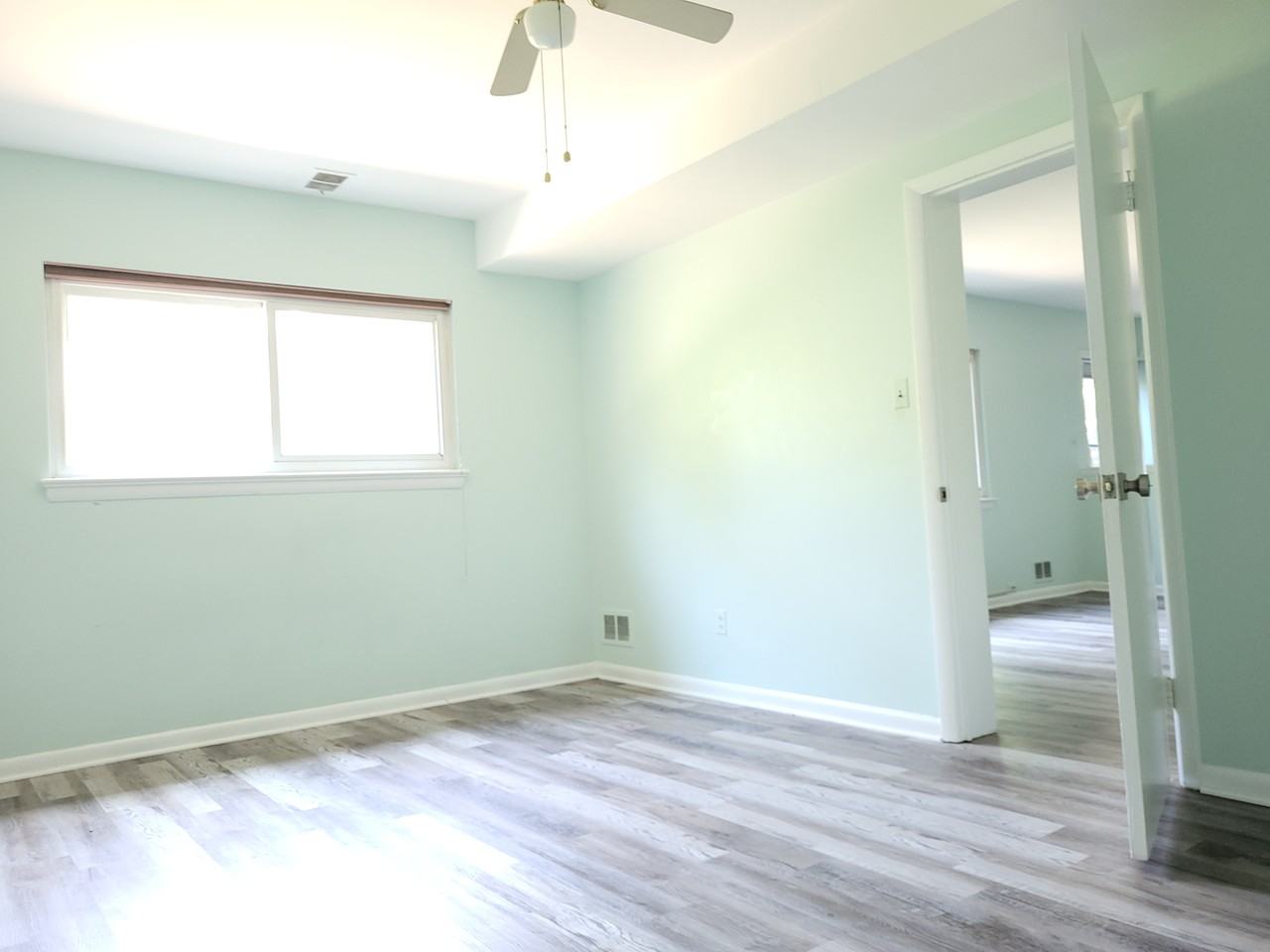 9207 Watson Rd - Photo 4 of 11