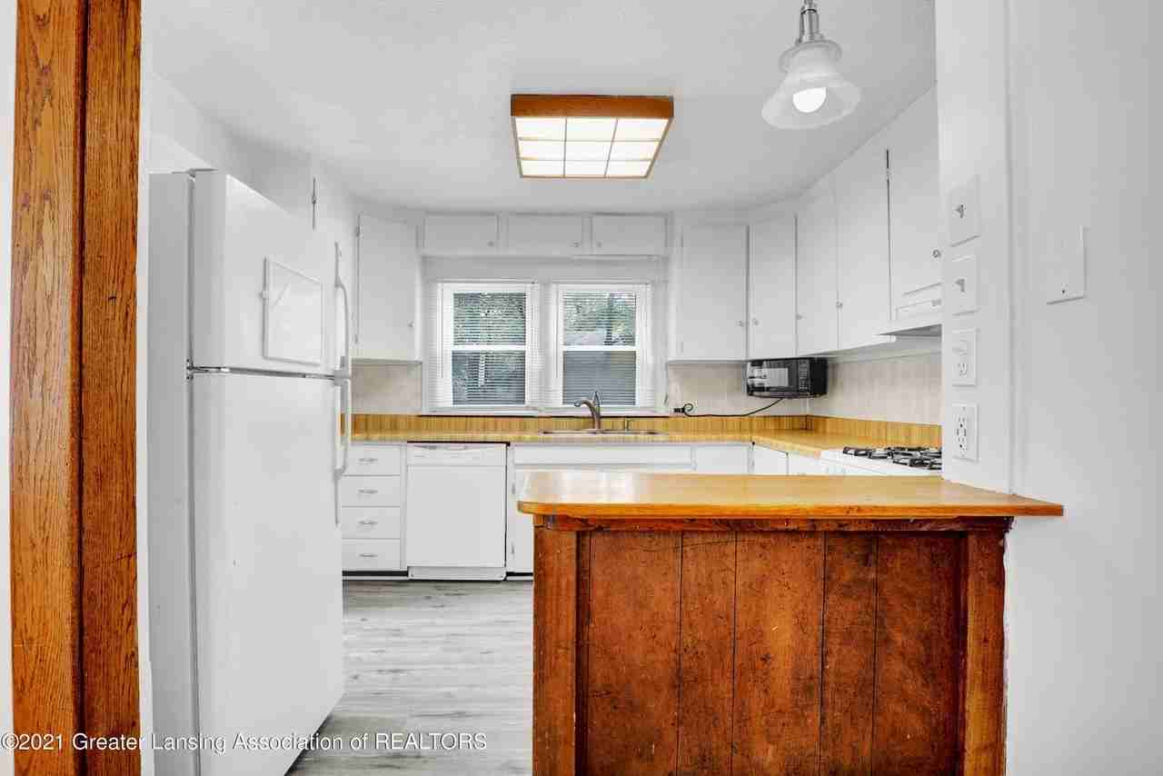 231 N Fairview Ave #NA - Photo 7 of 23