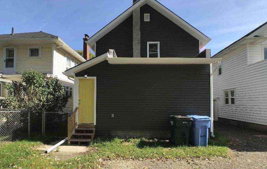 215 N Clemens Ave #NA - Photo 5 of 29