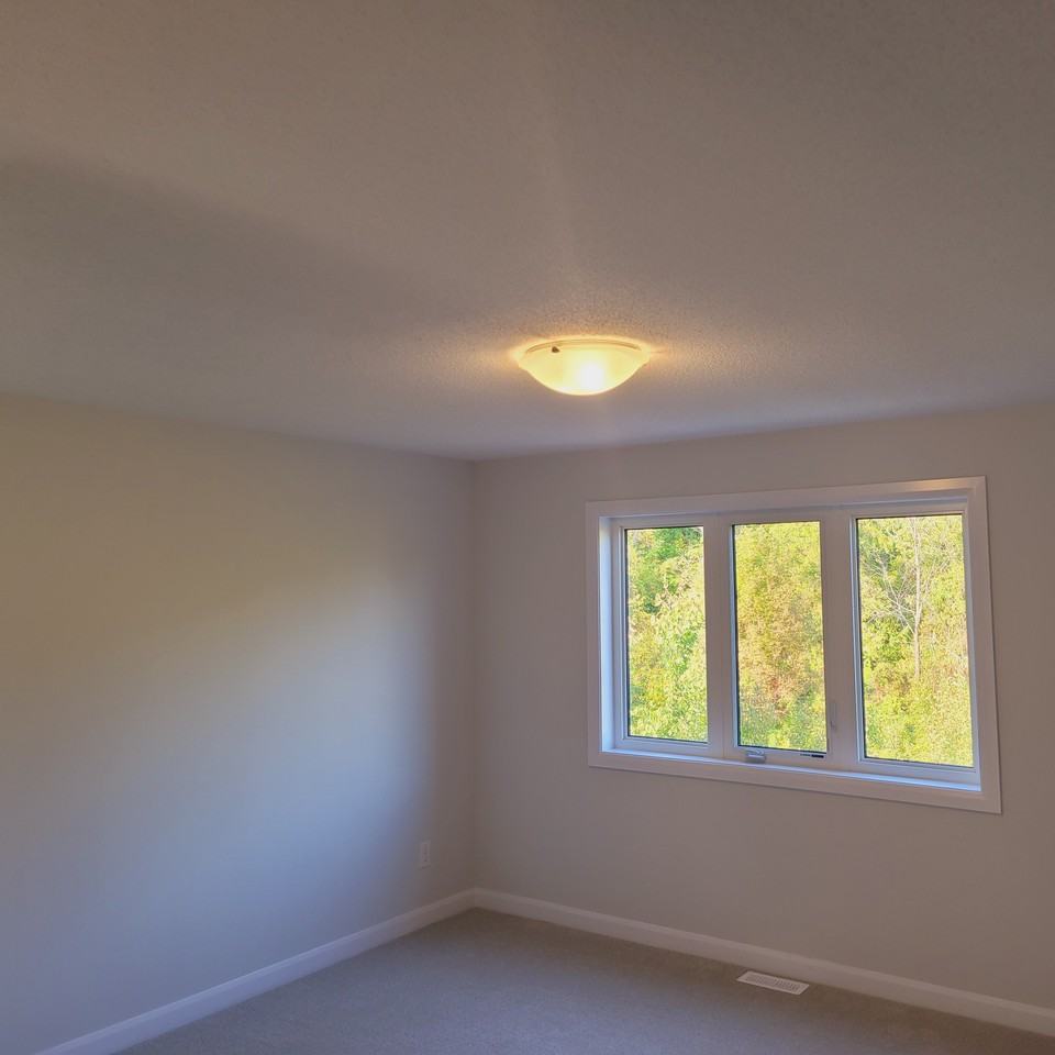 269 Elsie MacGill Walk, Ottawa, ON K2W 0L2 3 Bedroom House for 2,560