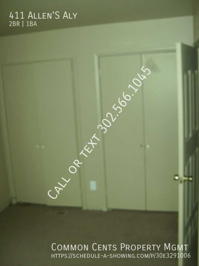 411 Allens Aly - Photo 3 of 9