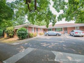 8607 North Leonard Street - Photo 1 of 1