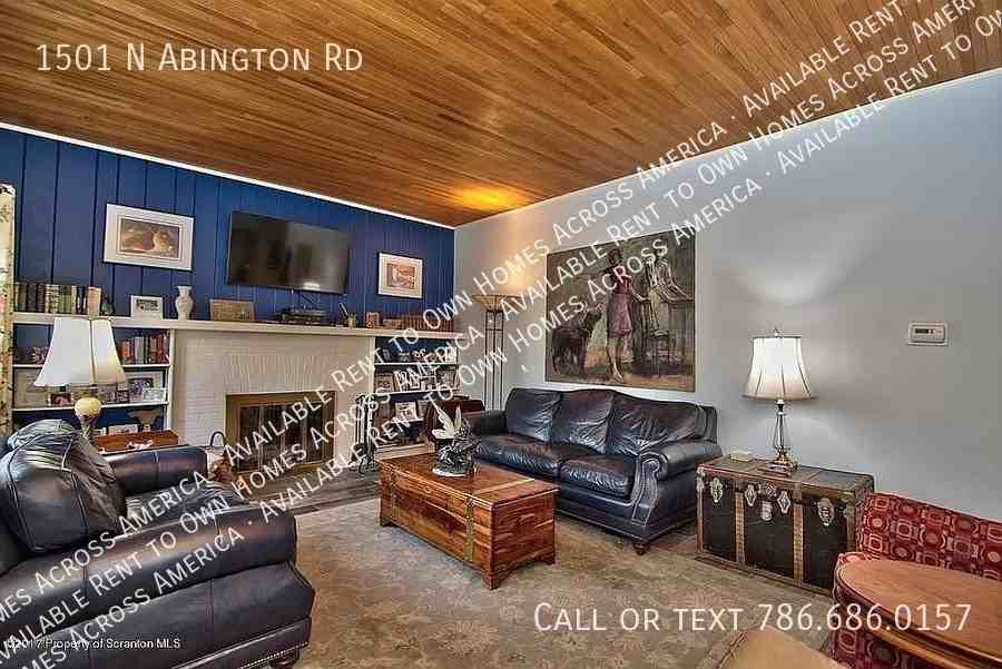 1501 Abington Rd - Photo 3 of 22