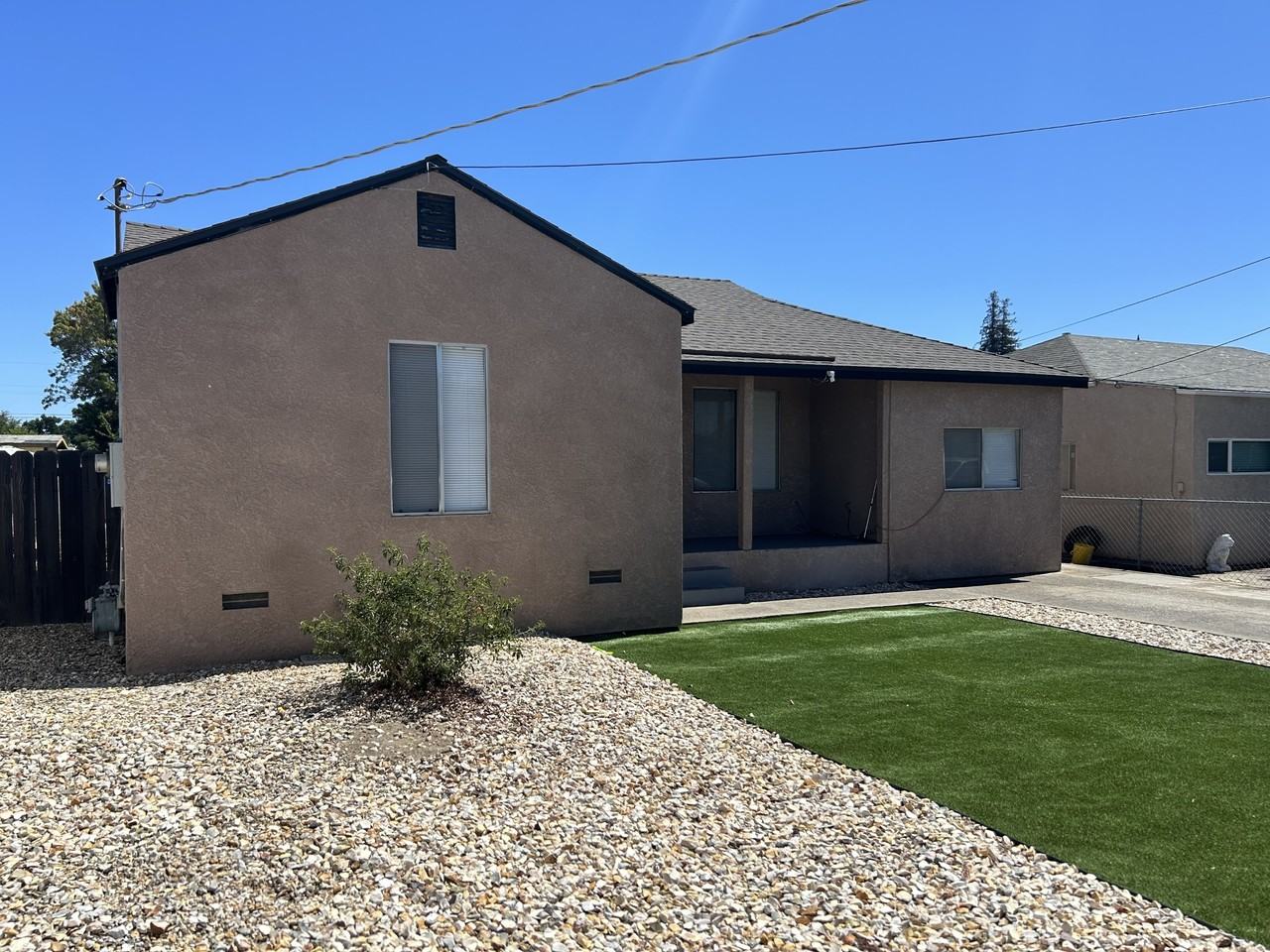 245 N. 7TH ST. OAKDALE, CA. 95361 - Photo 2 of 44