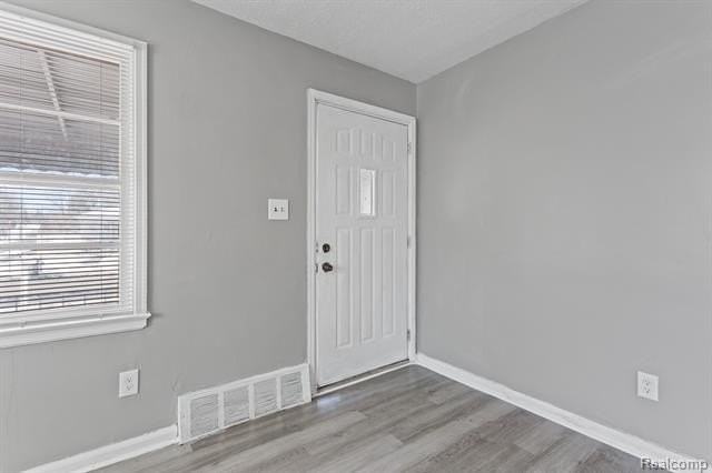 8600 Fielding St - Photo 2 of 22