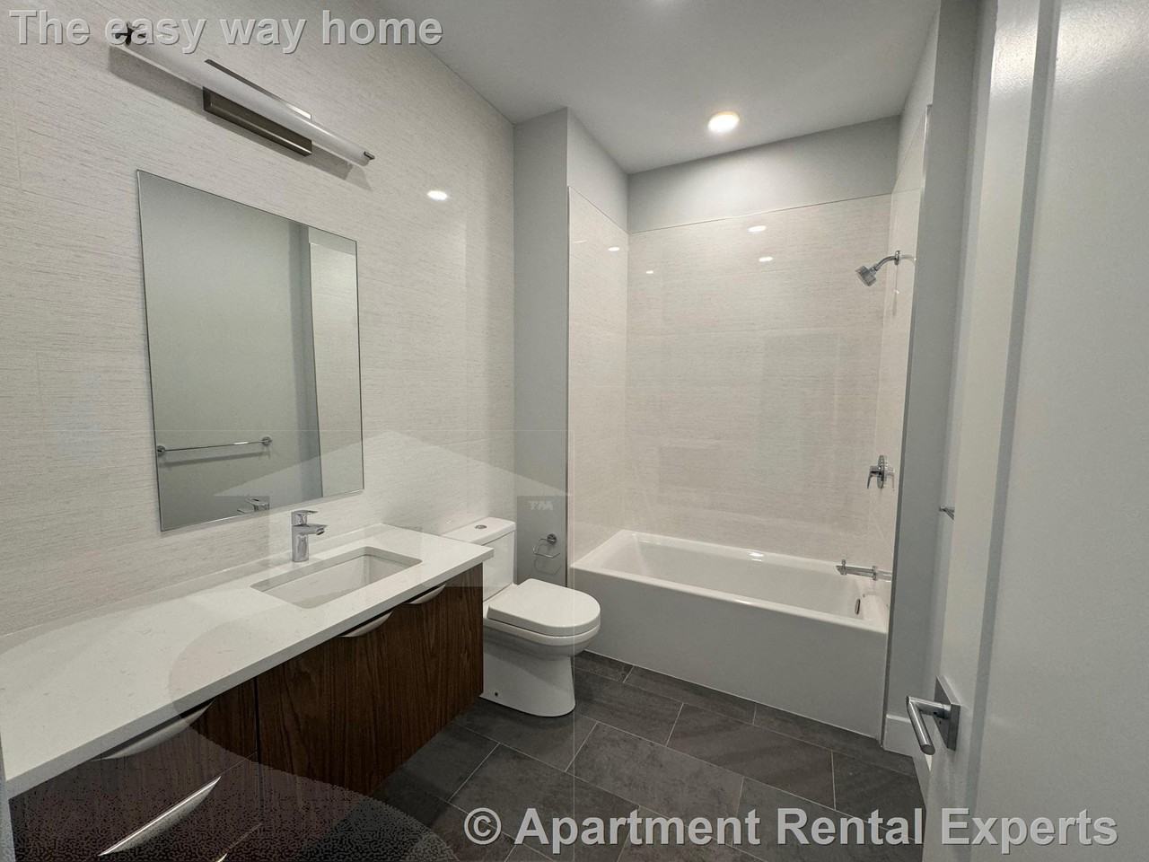 124 Highland Ave #403 - Photo 7 of 15