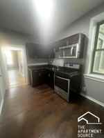 featured image of 1024 E Hyde Park Blvd #3S