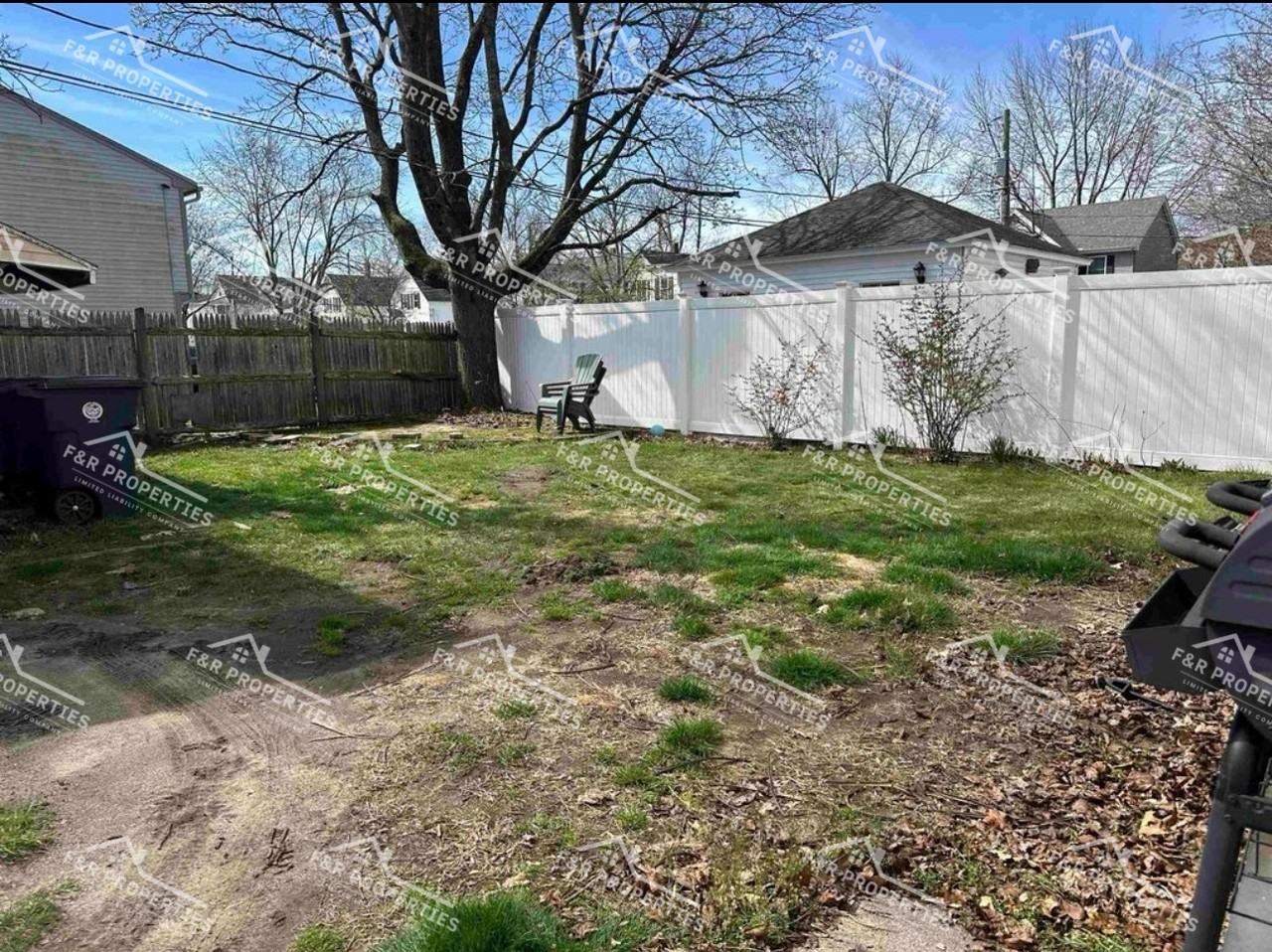 52 1/2 Gilman St - Photo 3 of 26