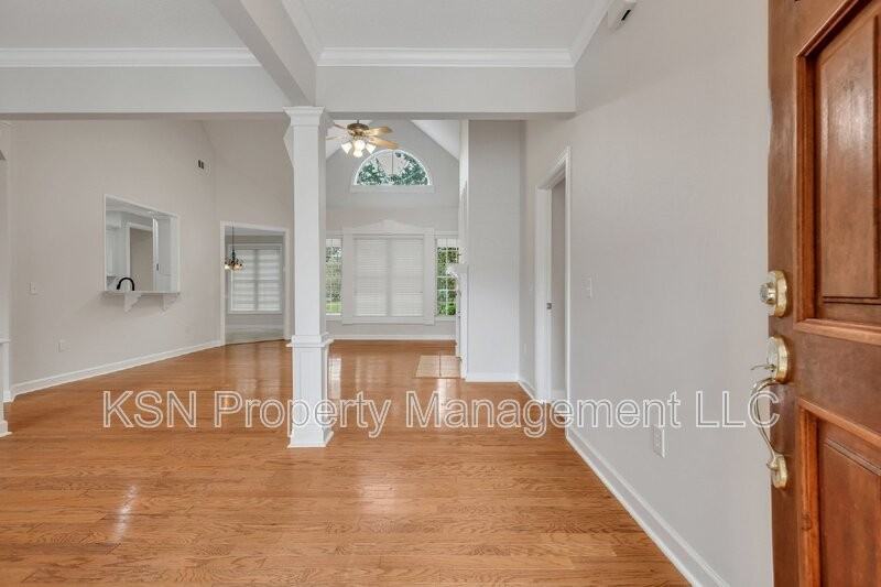 5 Southernwood Pl - Photo 7 of 49