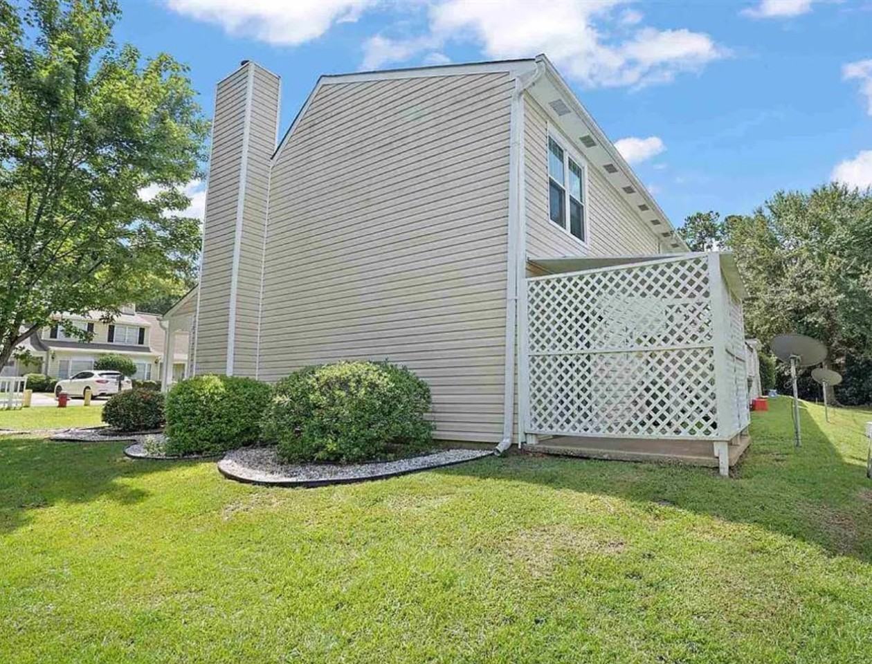 1119 Cloister Pl - Photo 3 of 50