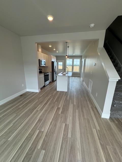 6137 Northstead Ave - Photo 3 of 14