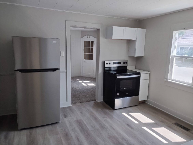 422 South Oak Street - Photo 6 of 19