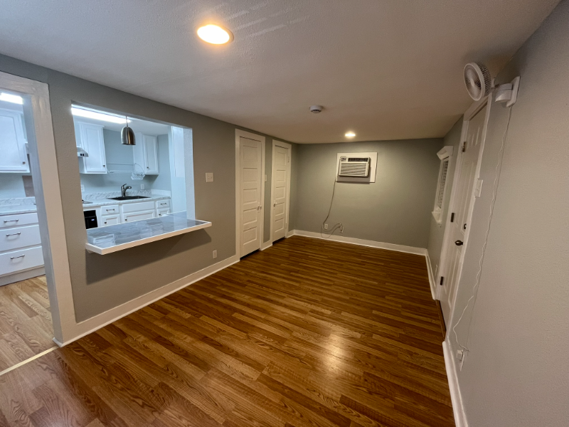 1729 3rd St #G - Photo 7 of 16