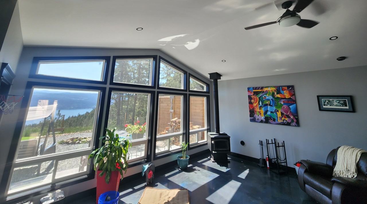 10795 Westshore Road - Photo 2 of 18