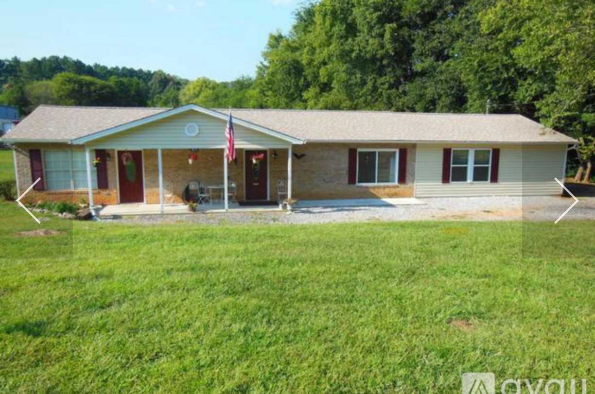 411 E Dumplin Valley Rd #2 - Photo 3 of 17