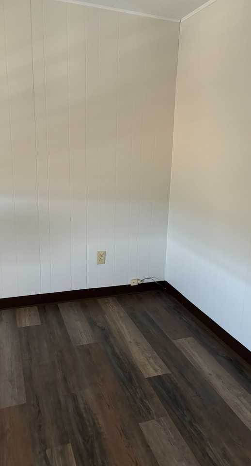 21 Hertz Ct #NA - Photo 2 of 27