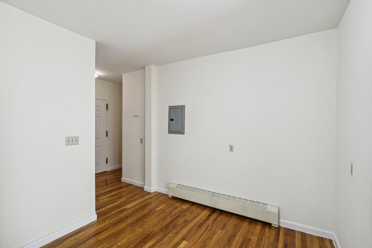 41 S Munn Ave #3I - Photo 4 of 14