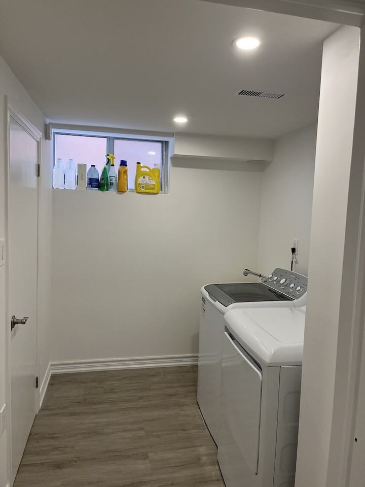 553 Roding Street #2 - Photo 2 of 8