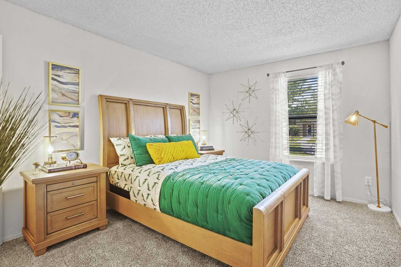 Silver Springs - Photo 7 of 22