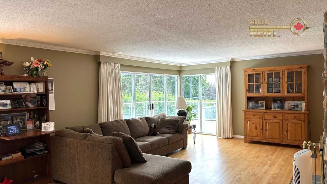 1440 Briarlynn Crescent - Photo 3 of 24