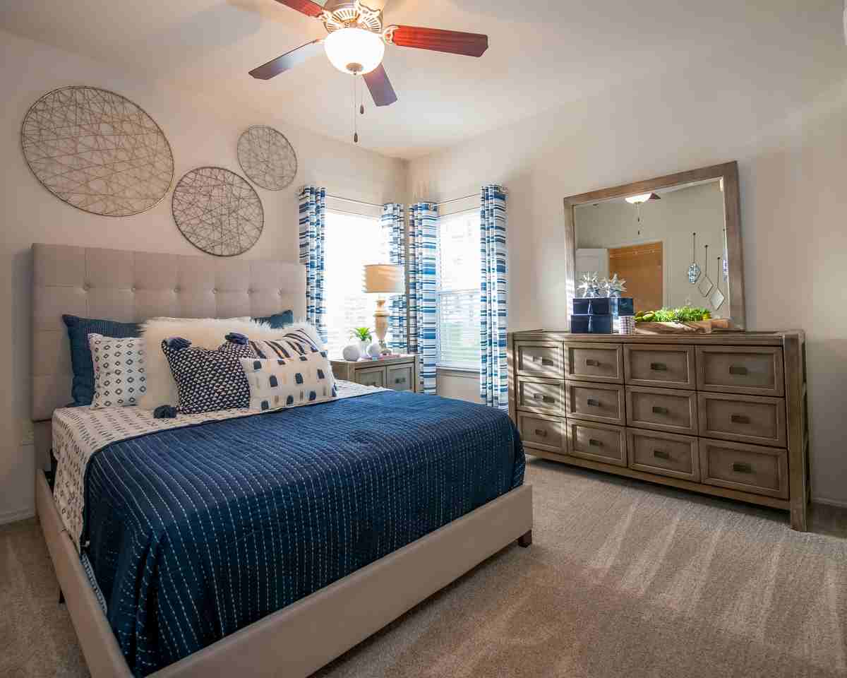 Stonehorse Crossing - Photo 5 of 18