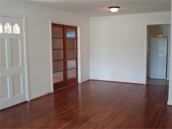 5200 Mimosa Dr - Photo 3 of 17