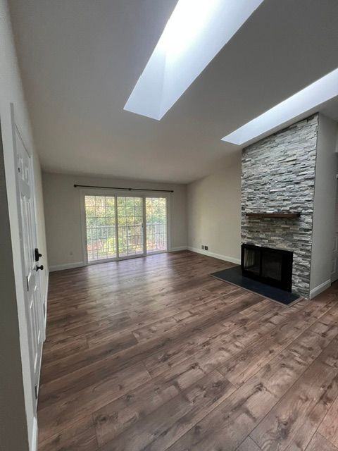 42 Players Cir - Photo 2 of 15