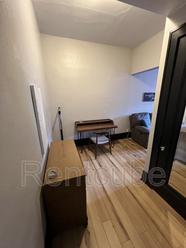 247 W 11th St #9 - Photo 6 of 11