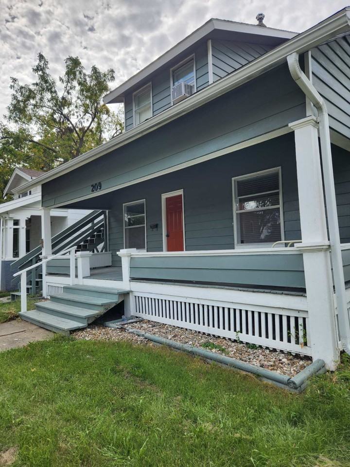209 N Adams St #101