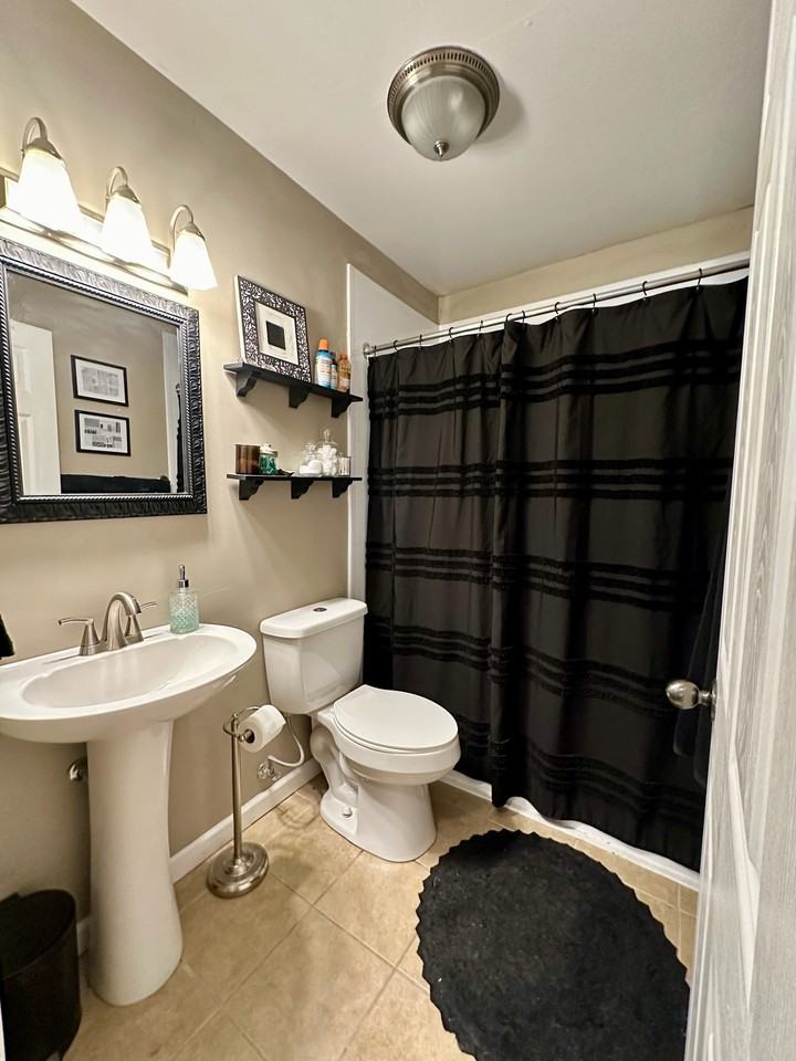4826 Hunter Trl #NA - Photo 6 of 19
