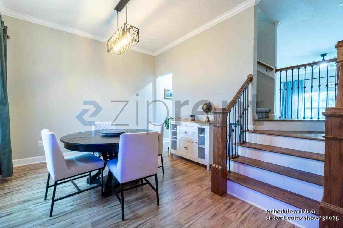 4842 Yacht Ct - Photo 2 of 28