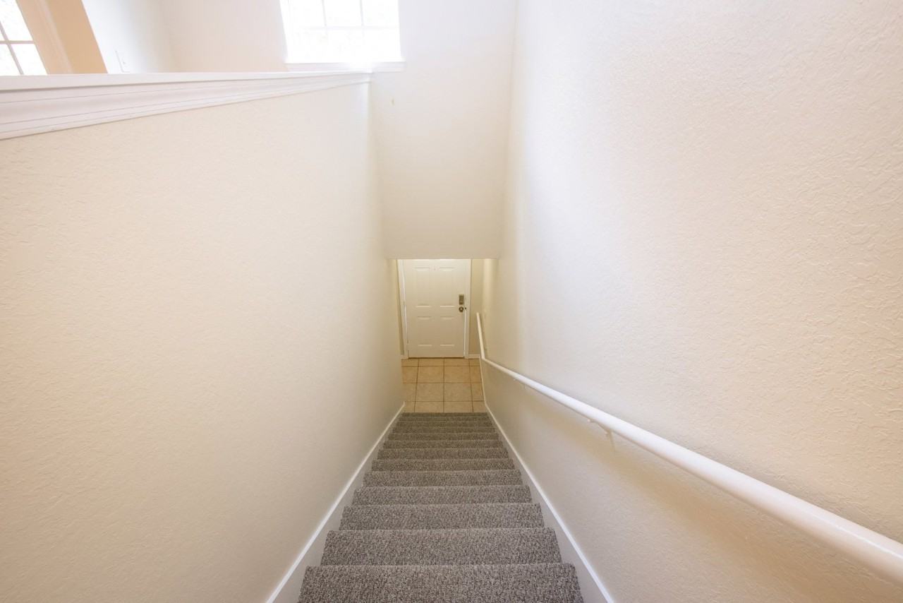 7405 Vista Way - Photo 3 of 50