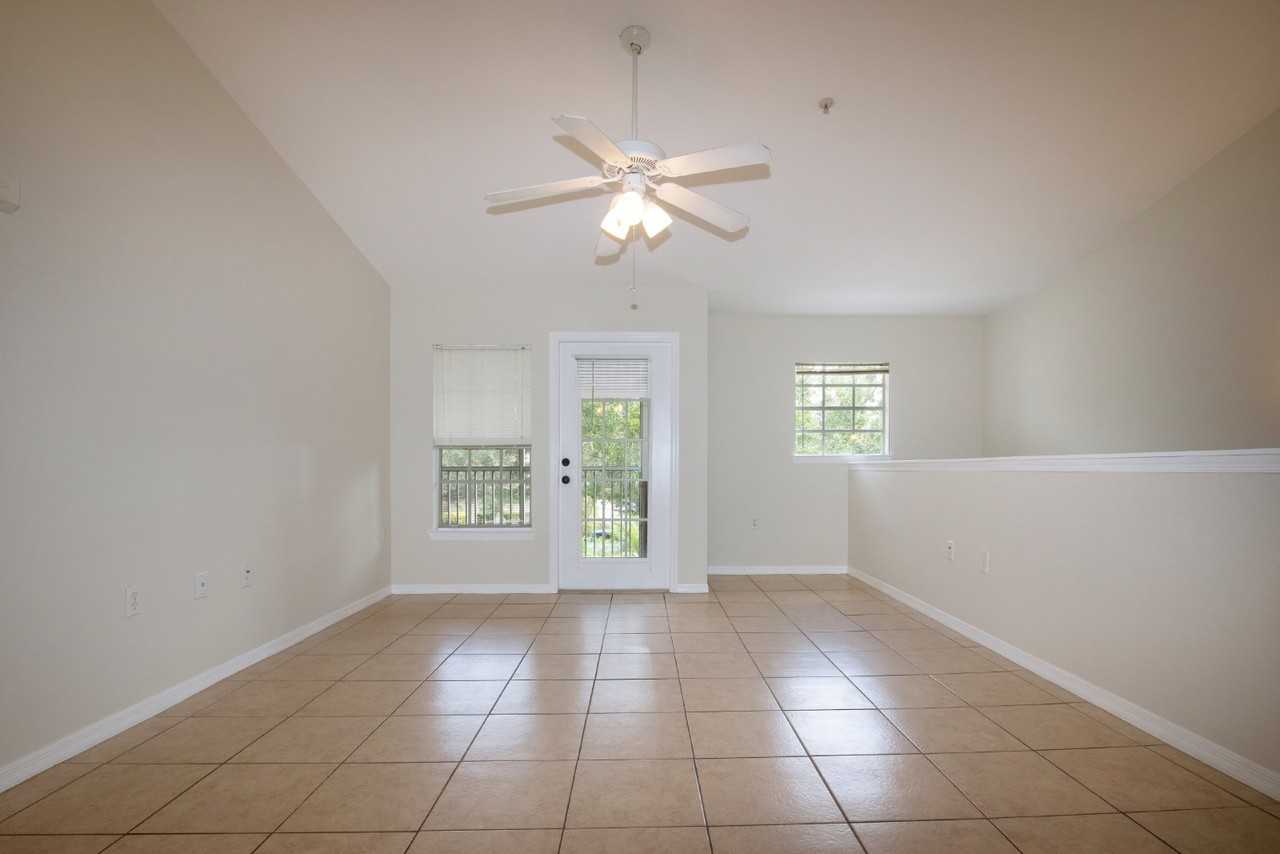 7405 Vista Way - Photo 6 of 50