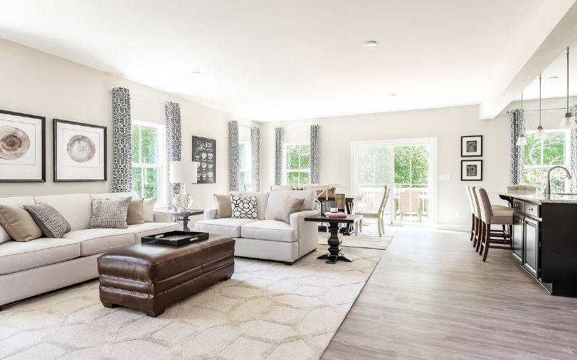 104 Brooke Village Dr - Photo 2 of 10