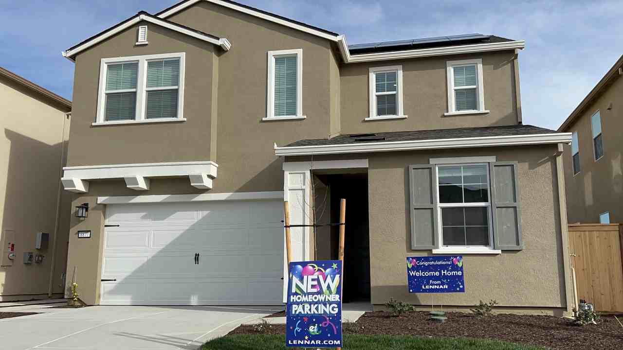 8877 Monroe Dr #NA - Photo 5 of 7