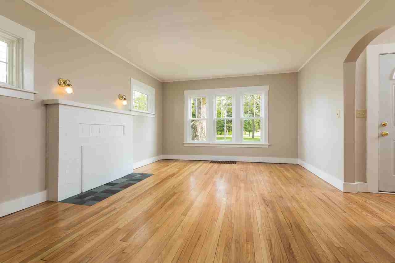 615 W Grand River Ave #NA - Photo 2 of 13