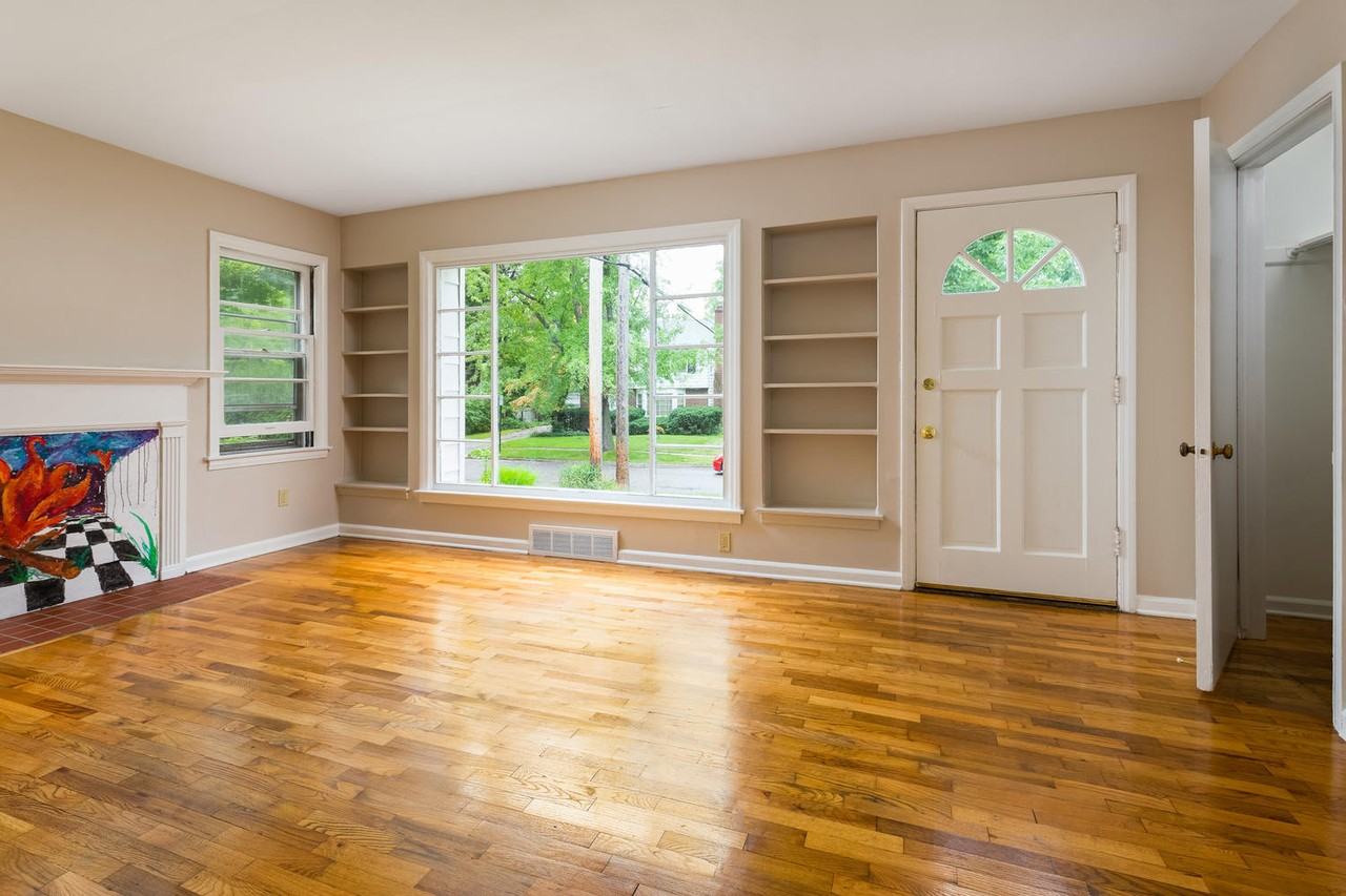 430 Rosewood Ave #NA - Photo 2 of 14
