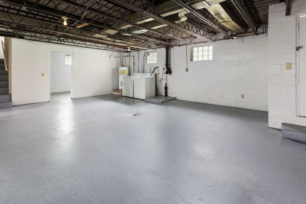 311 Stoddard Ave #NA - Photo 7 of 13