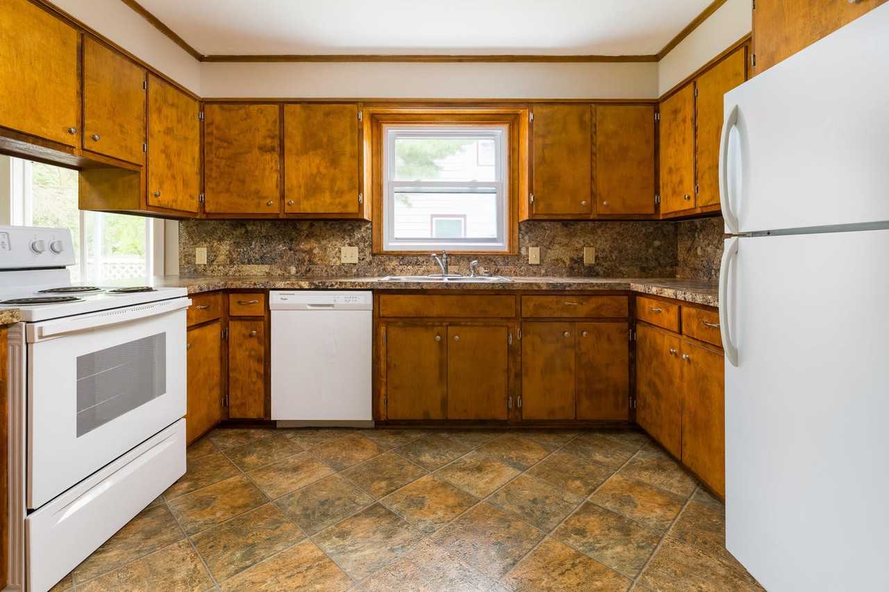 172 Spartan Ave #NA - Photo 4 of 20
