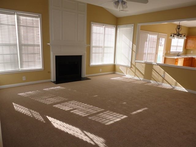 925 Bendleton Dr - Photo 3 of 20