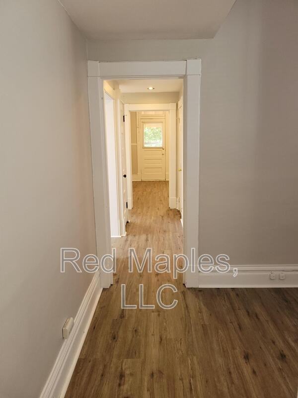 6443 Idaho Ave - Photo 4 of 10