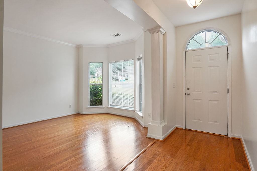 164 Village Ln - Photo 3 of 24