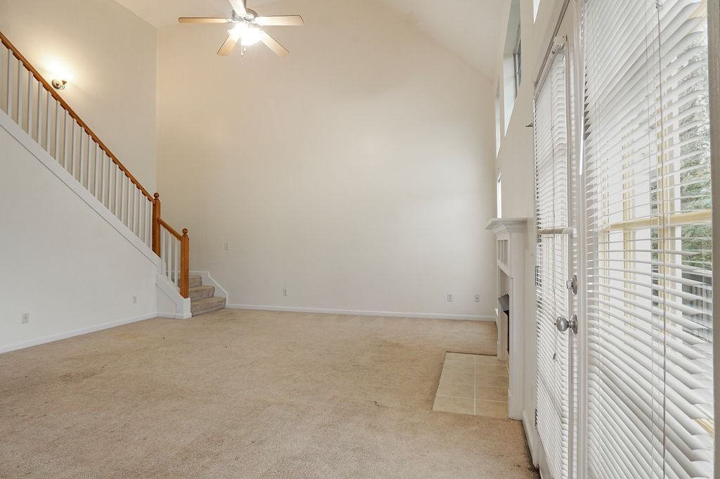 164 Village Ln - Photo 7 of 24