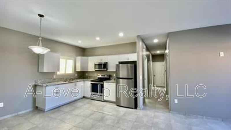 1506 E 28th St #1 - Photo 6 of 30