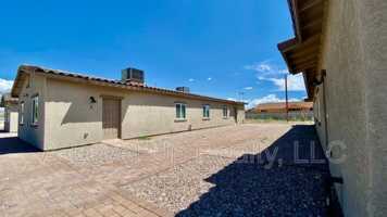 featured image of 1514 E 28th St