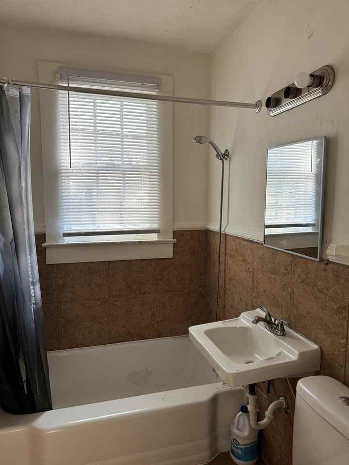 1379 Ferguson Road #1 - Photo 6 of 9