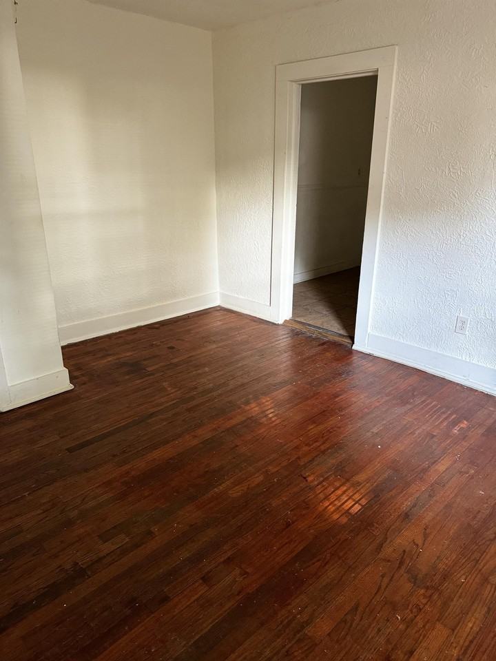 1379 Ferguson Road #1 - Photo 4 of 9